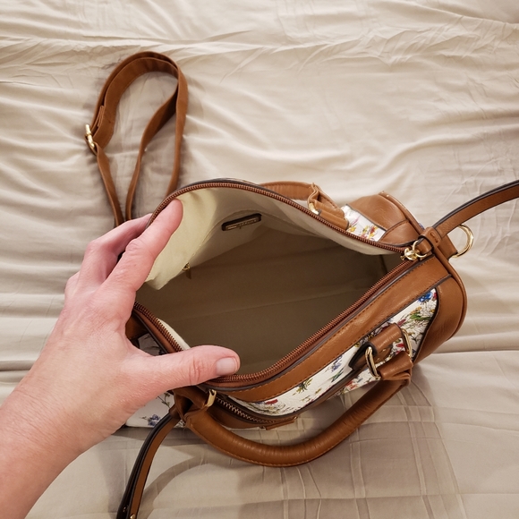 "Call it Spring" Hummingbird Handbag - Picture 11 of 13